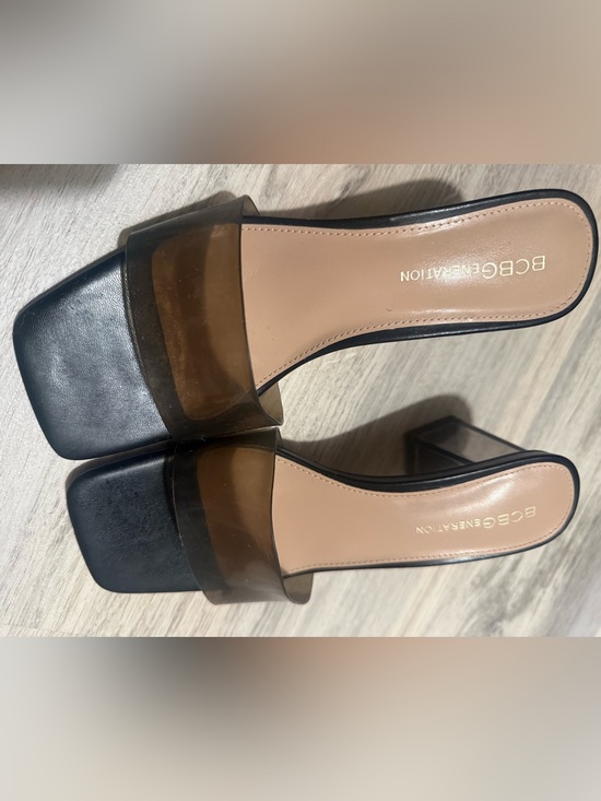 BCBG Shoes - Women's Black Slide Sandals with Smoky Brown Strap